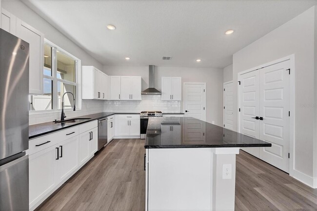 Building Photo - 11329 Whistler Trl