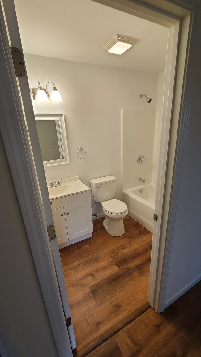 Building Photo - 410 S 2nd St