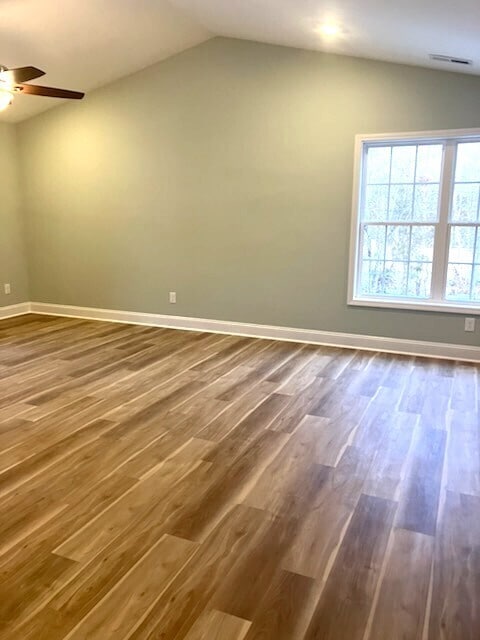 Building Photo - Brand New Beautiful Home with 2 car garage and appls!