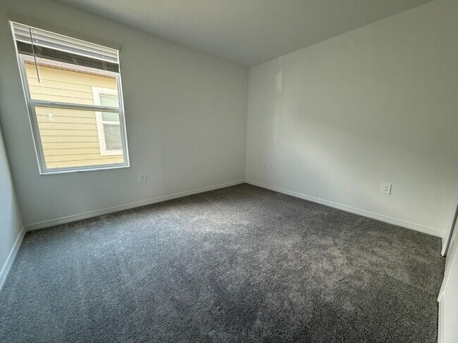 Building Photo - 3605 Great Pk Ct