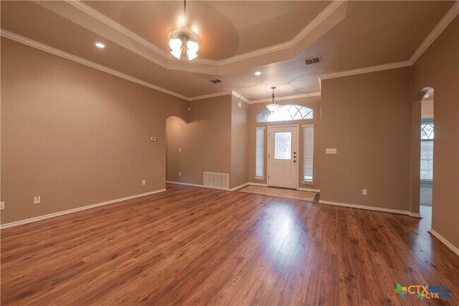 Building Photo - 6201 Flag Stone Dr