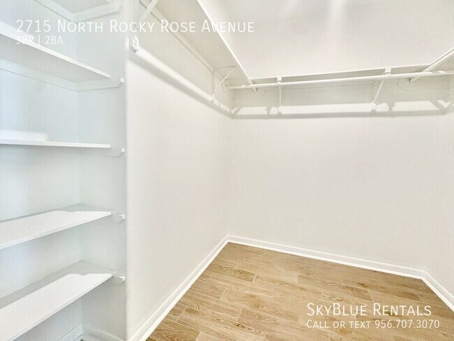 Building Photo - 2715 N Rocky Rose Ave
