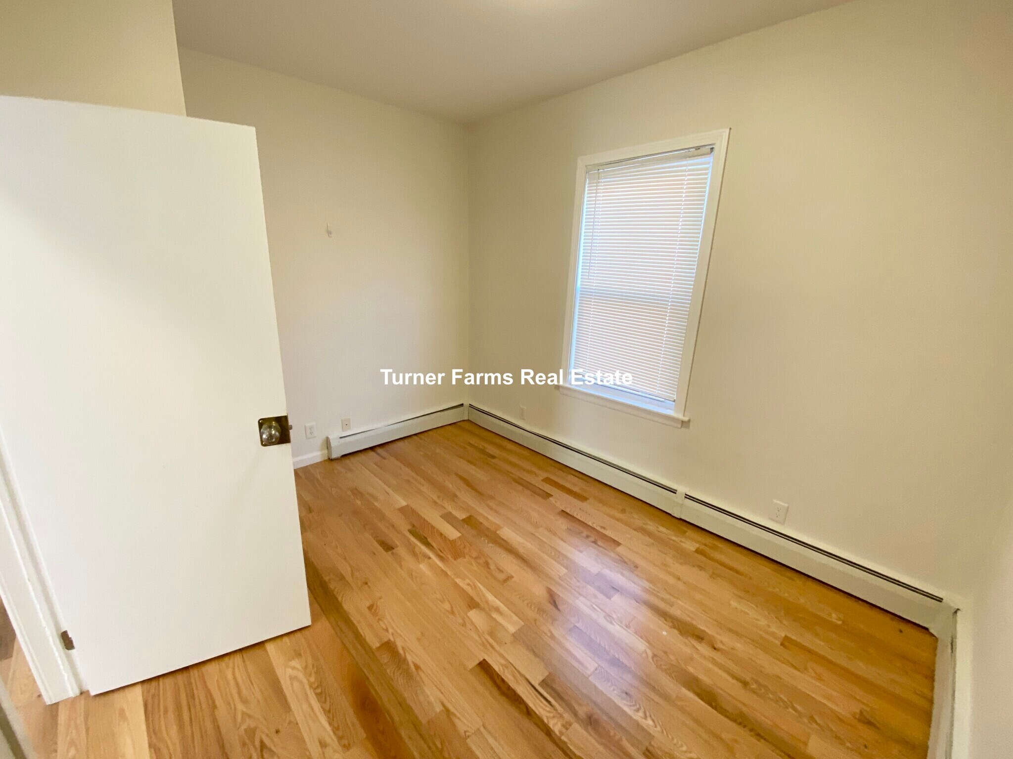 Building Photo - 6 Bickford Ave