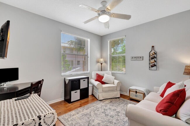 Building Photo - 4320 Blowing Point Pl