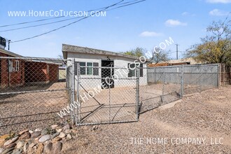 Building Photo - 1051 S 4th Ave