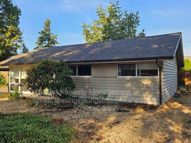 Building Photo - 622 SE 137th Ave