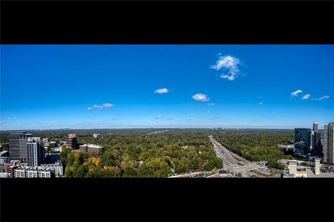 Building Photo - 3338 Peachtree Rd NE