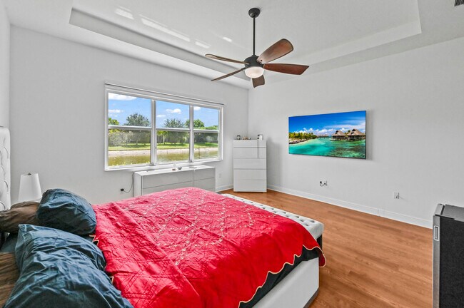Building Photo - 2350 Bellarosa Circle