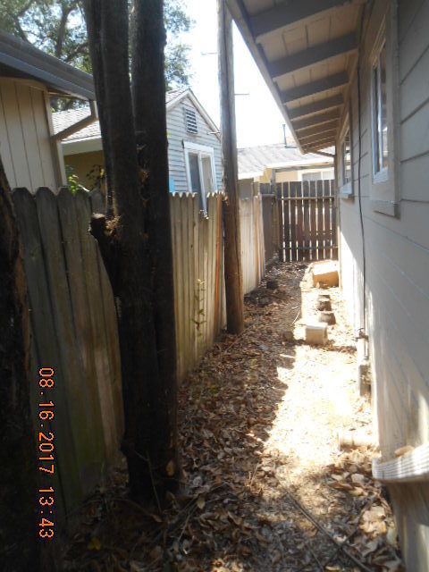 Building Photo - 150 Scott St