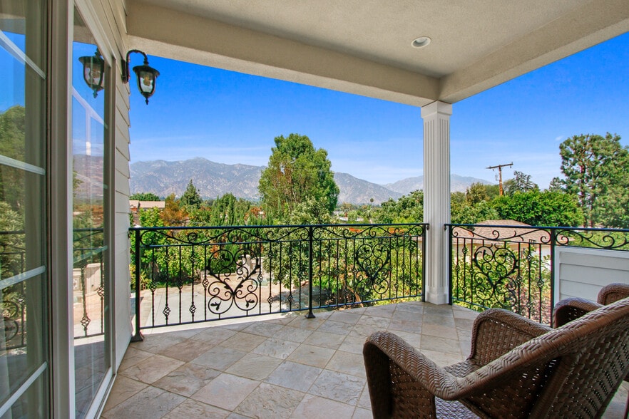 Building Photo - 1117 Encanto Dr