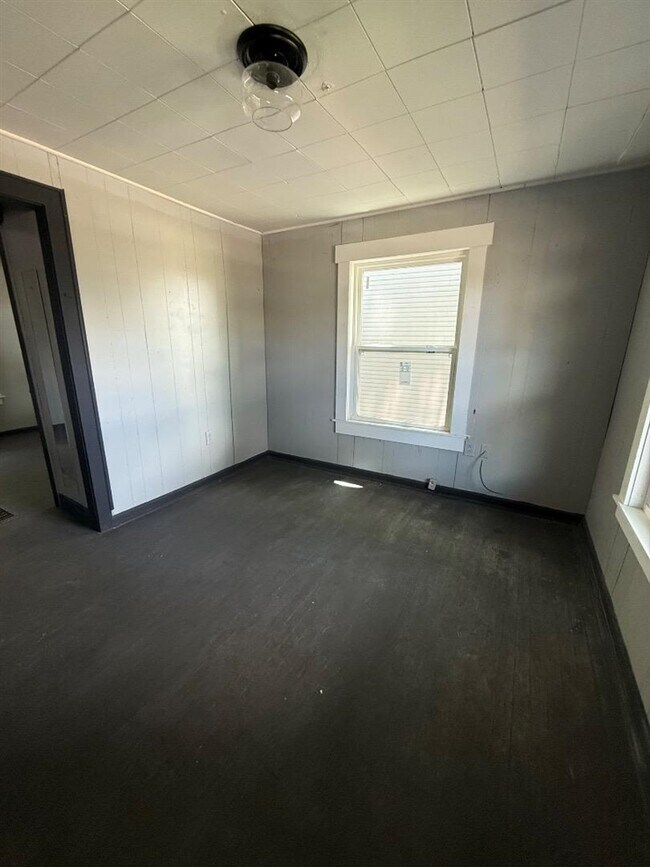 Building Photo - 709 Ridgecrest Way