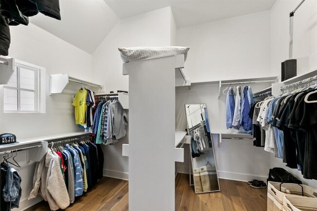 Building Photo - 4501 Night Owl Ln