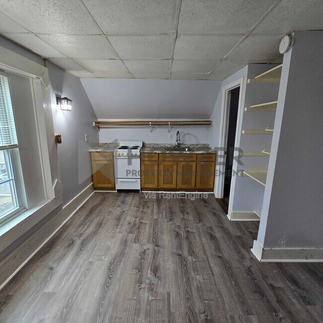 Building Photo - 109 Green St