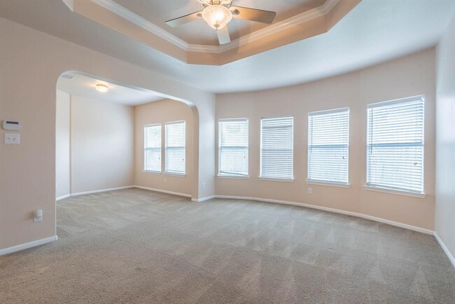 Building Photo - 24218 Courtland Oaks St