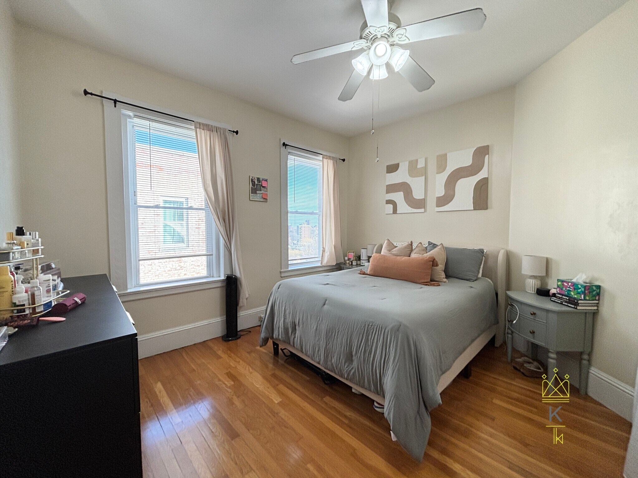 Building Photo - 1477 Beacon St