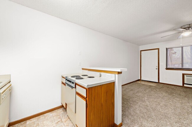 Floorplan - BRIARCLIFF STUDIOS