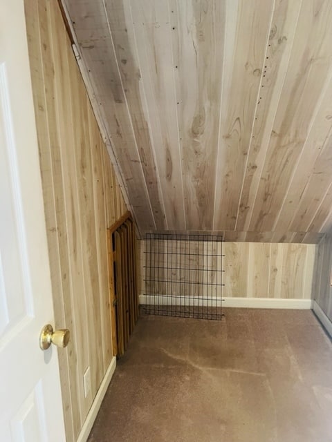 Building Photo - 1BR duplex with loft area, plenty of stora...