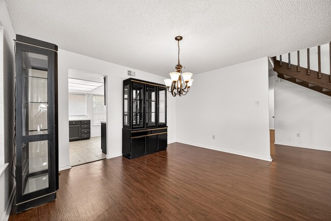 Building Photo - 6203 Downwood Forest Dr