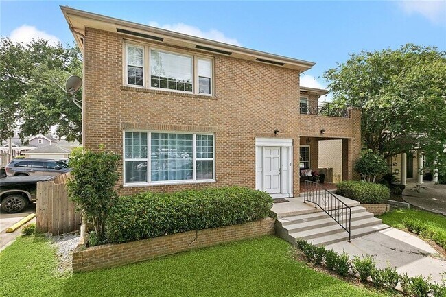 Building Photo - 6316 Canal Blvd