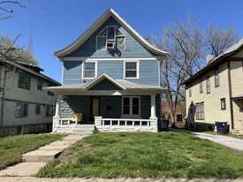 Building Photo - 3330 Gillham Rd