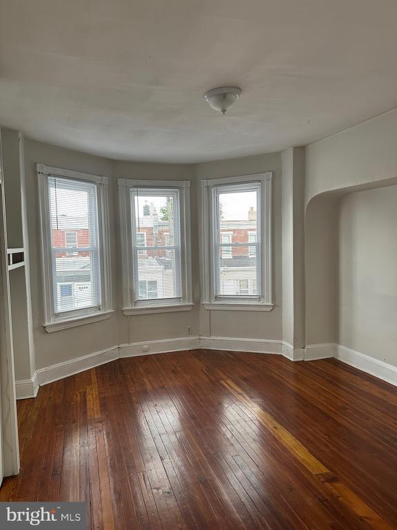 Building Photo - 135 W Courtland St