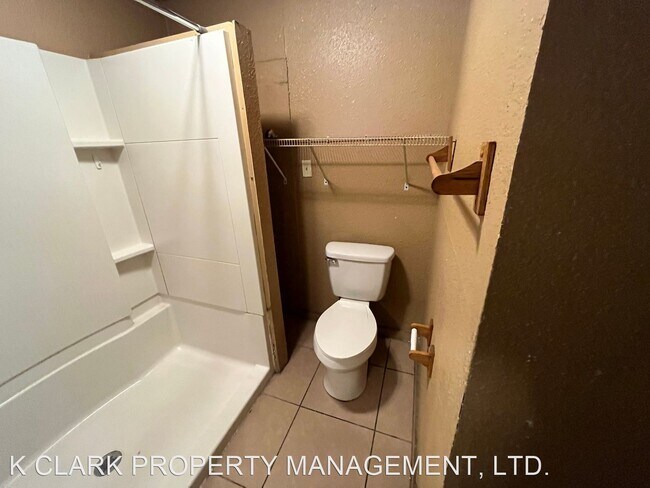 Building Photo - 2 br, 1 bath House - 315 FAIR AVENUE #2