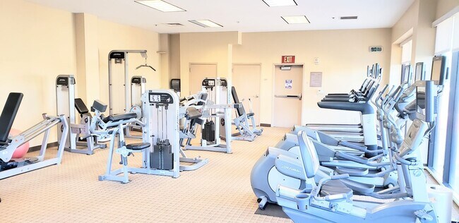 Building Photo - Keola Lai Penthouse 2 Bedroom 2 Bathroom 2...