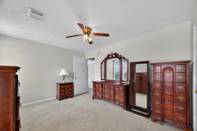 Building Photo - 602 Field Run Ct