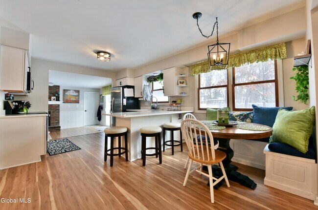 Building Photo - 9 Bell Flower Rd