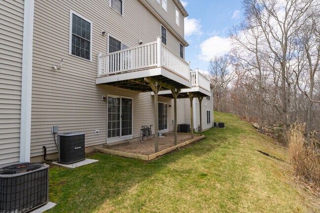 Building Photo - 15 Freedom Way