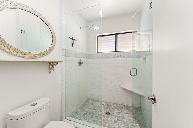 Building Photo - 40588 Clover Ln
