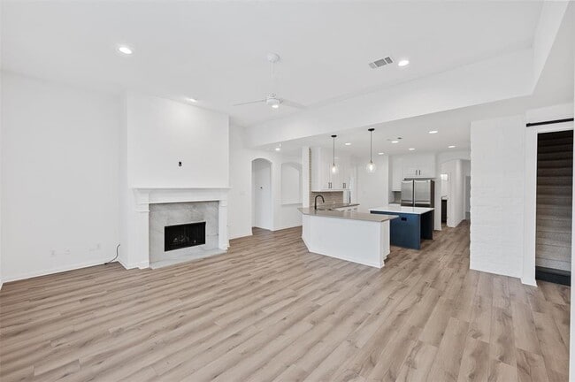 Building Photo - 10733 Maelin Dr