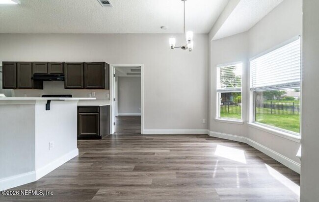 Building Photo - 557 Grand Parke Dr