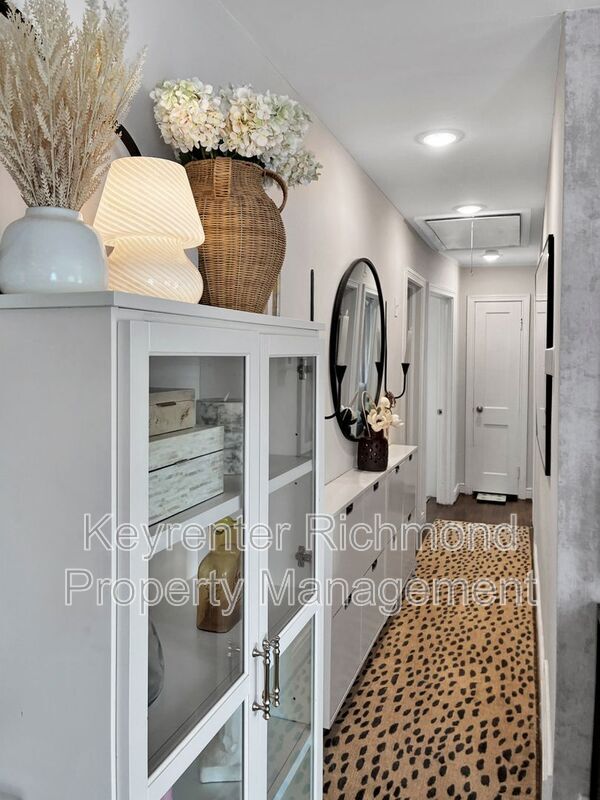 Building Photo - 4707 Fitzhugh Ave
