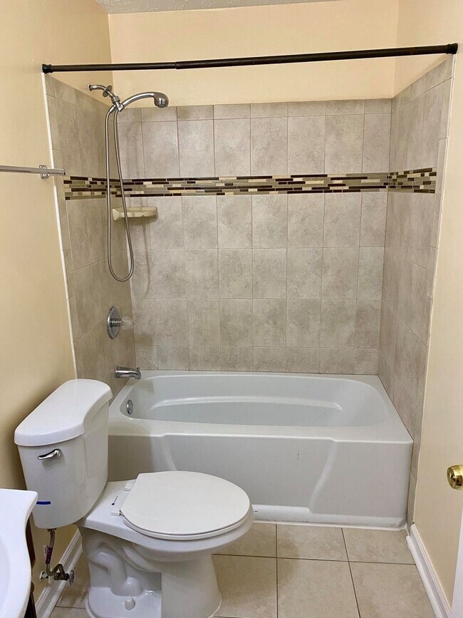 Building Photo - 1711 Winding Brook Way