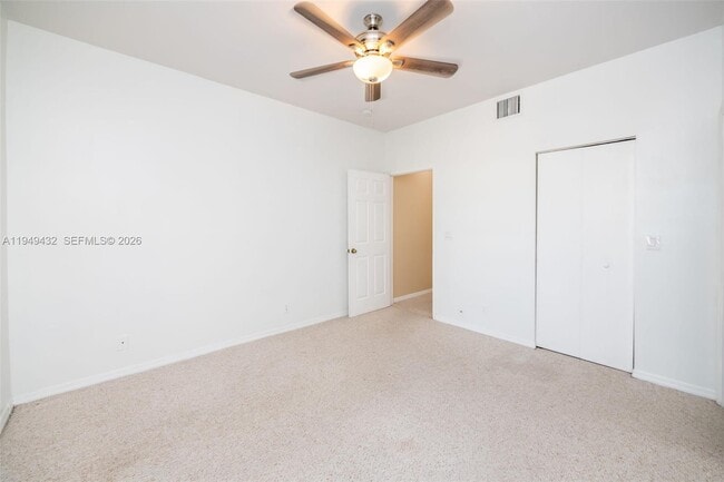 Building Photo - 1911 Madeira Dr