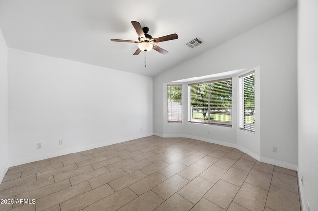 Building Photo - 1616 E Desert Ln