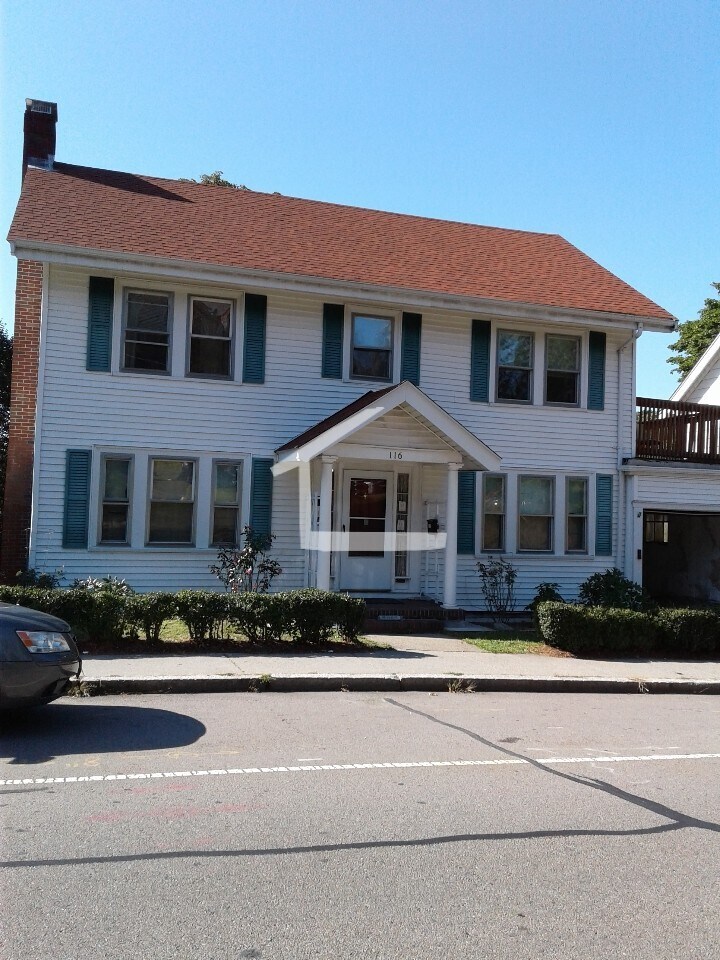 Building Photo - 116 Lake St