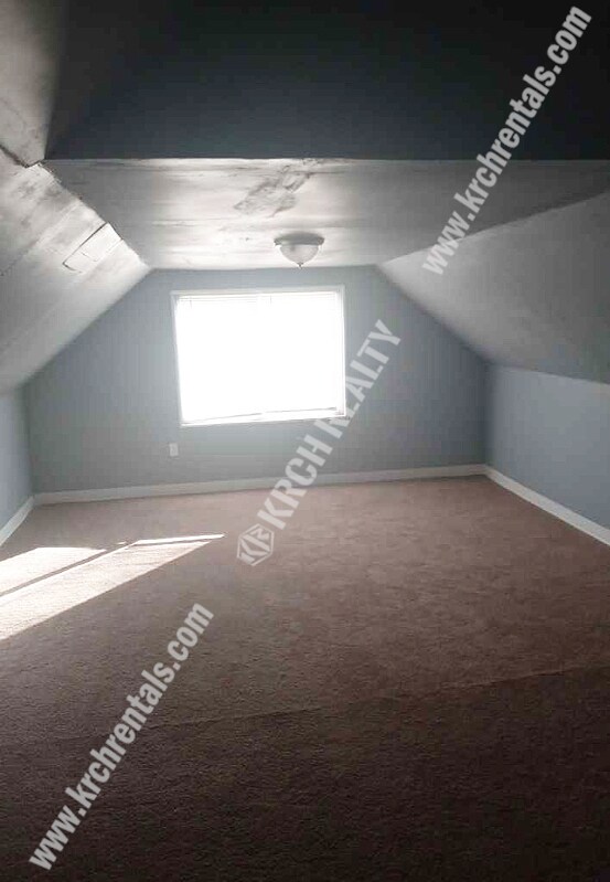 Building Photo - 2-Bedroom Home in Union Miles Park