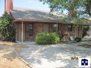 Building Photo - 1713 Mona Dr