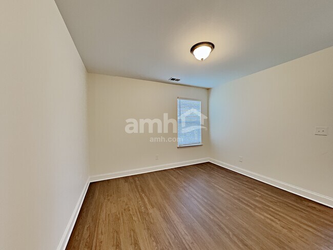 Building Photo - 103 Caitlin Ct