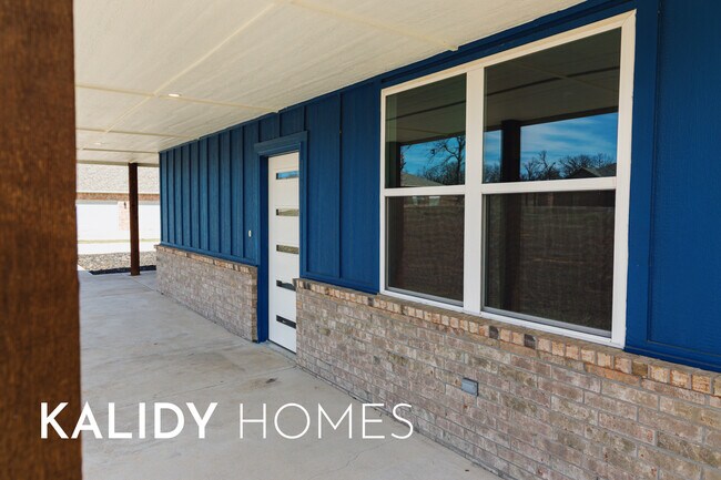 Building Photo - 1796 Salma Rd