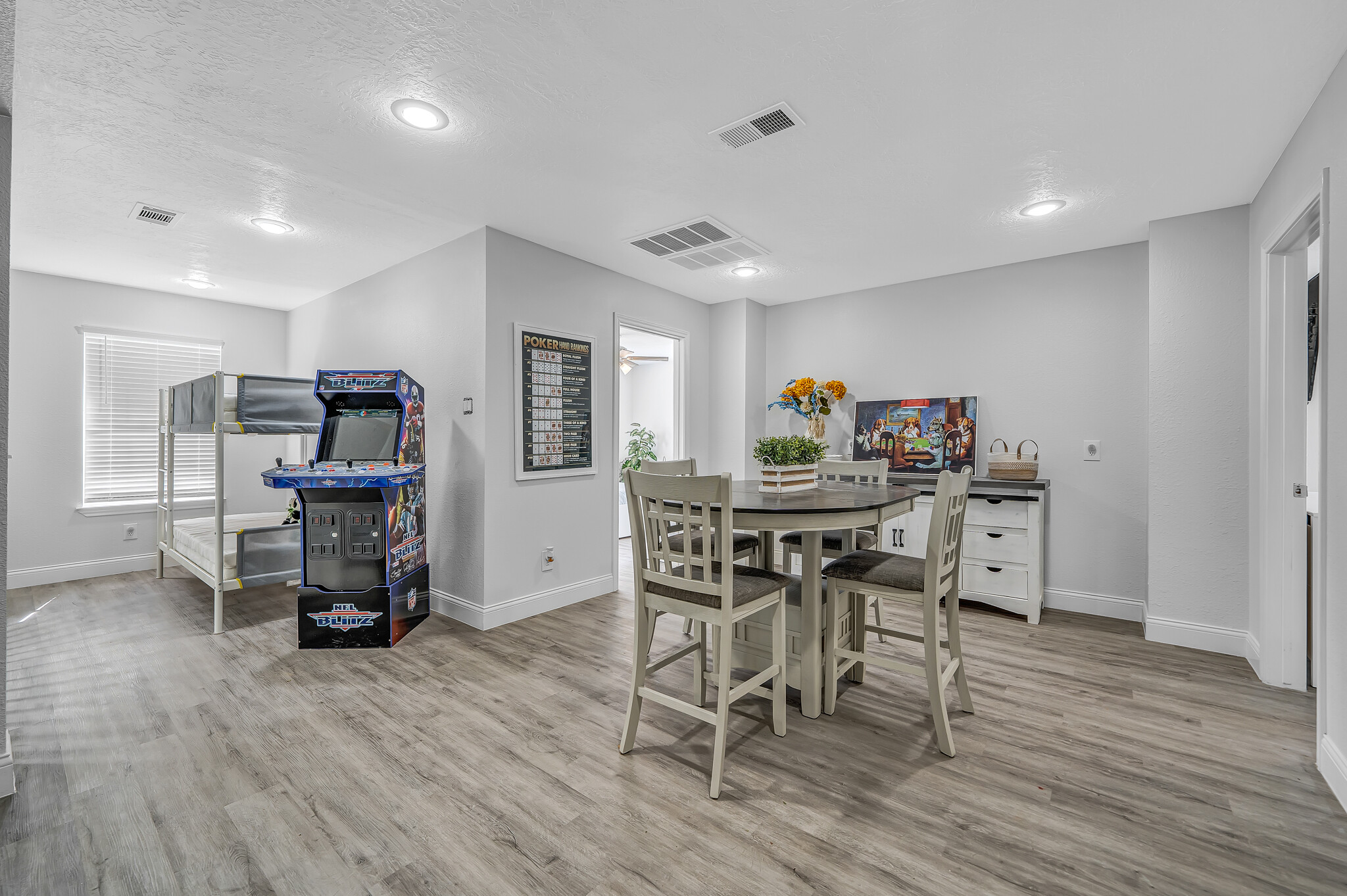 Building Photo - 5110 Pleasure Lake Dr