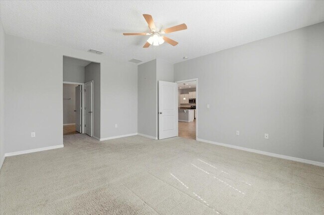 Building Photo - 145 Waterside Cir