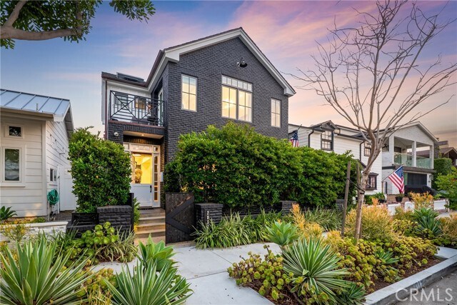 Building Photo - 2037 E Ocean Blvd