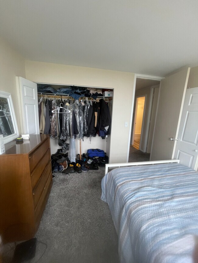 Building Photo - 6730 S South Shore Dr