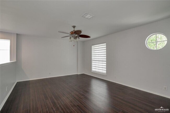 Building Photo - 41 San Fabian St