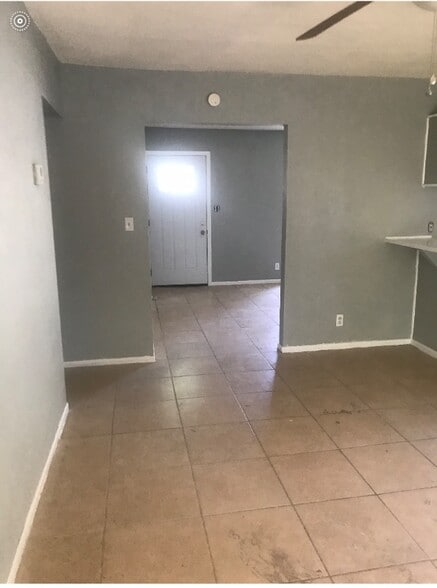 Building Photo - 12326 Trailing Oaks St