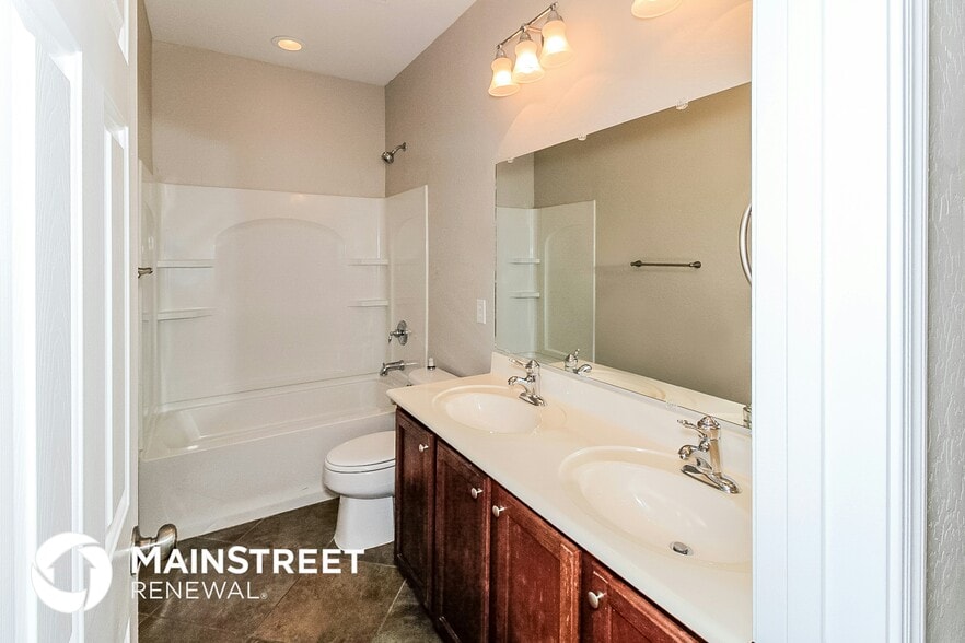 Building Photo - 8738 S 57th Dr