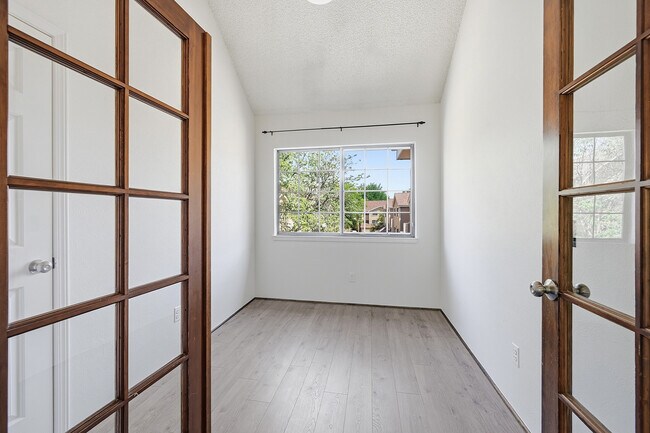 Building Photo - 4763 White Rock Cir